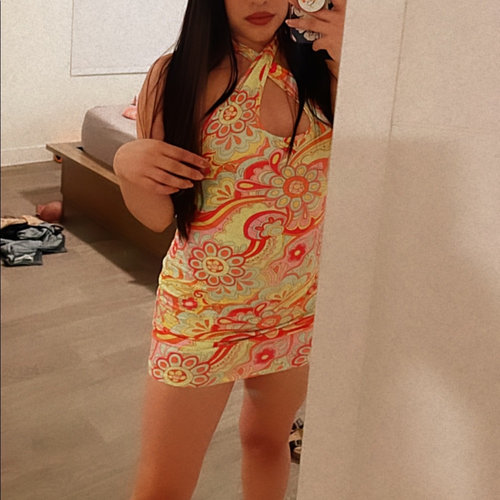 Groovy detail dress